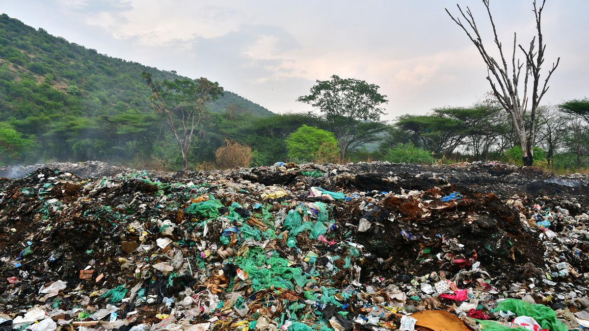 Coimbatore residents want open dumping of waste at Marudhamalai foothills stopped