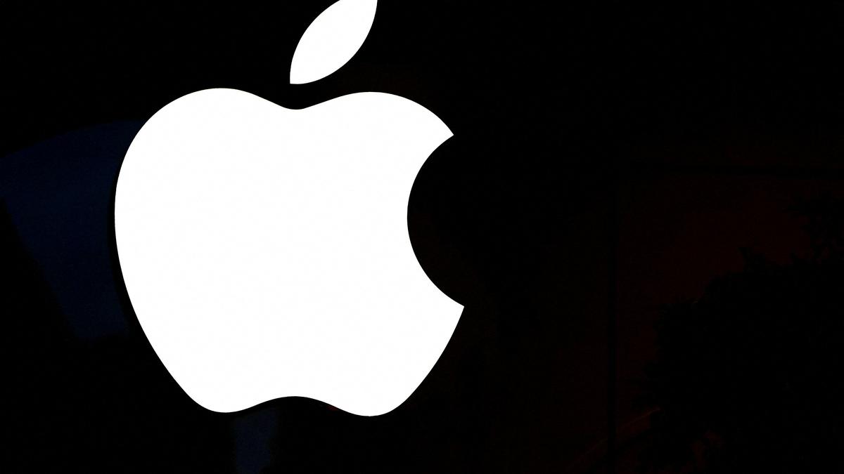 Google, Apple hit by EU regulatory crackdown
