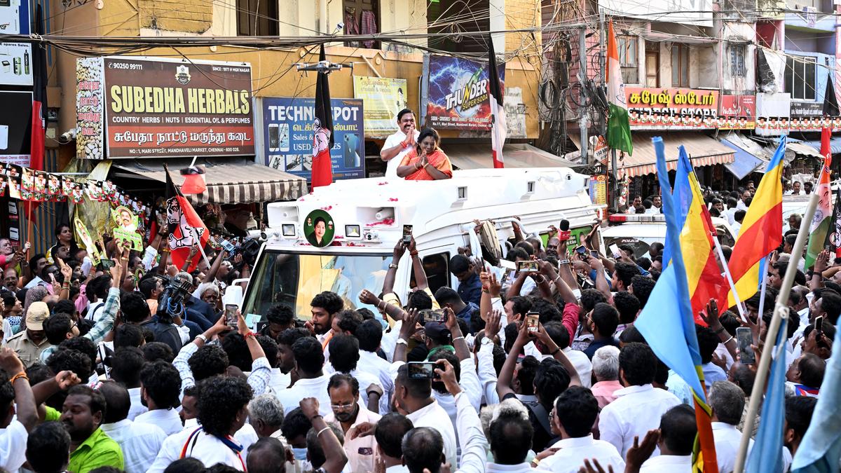 AIADMK-led alliance will win 210 seats, says Palaniswami