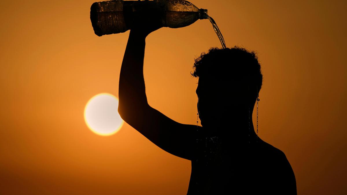 World not ready for rise in extreme heat, scientists say