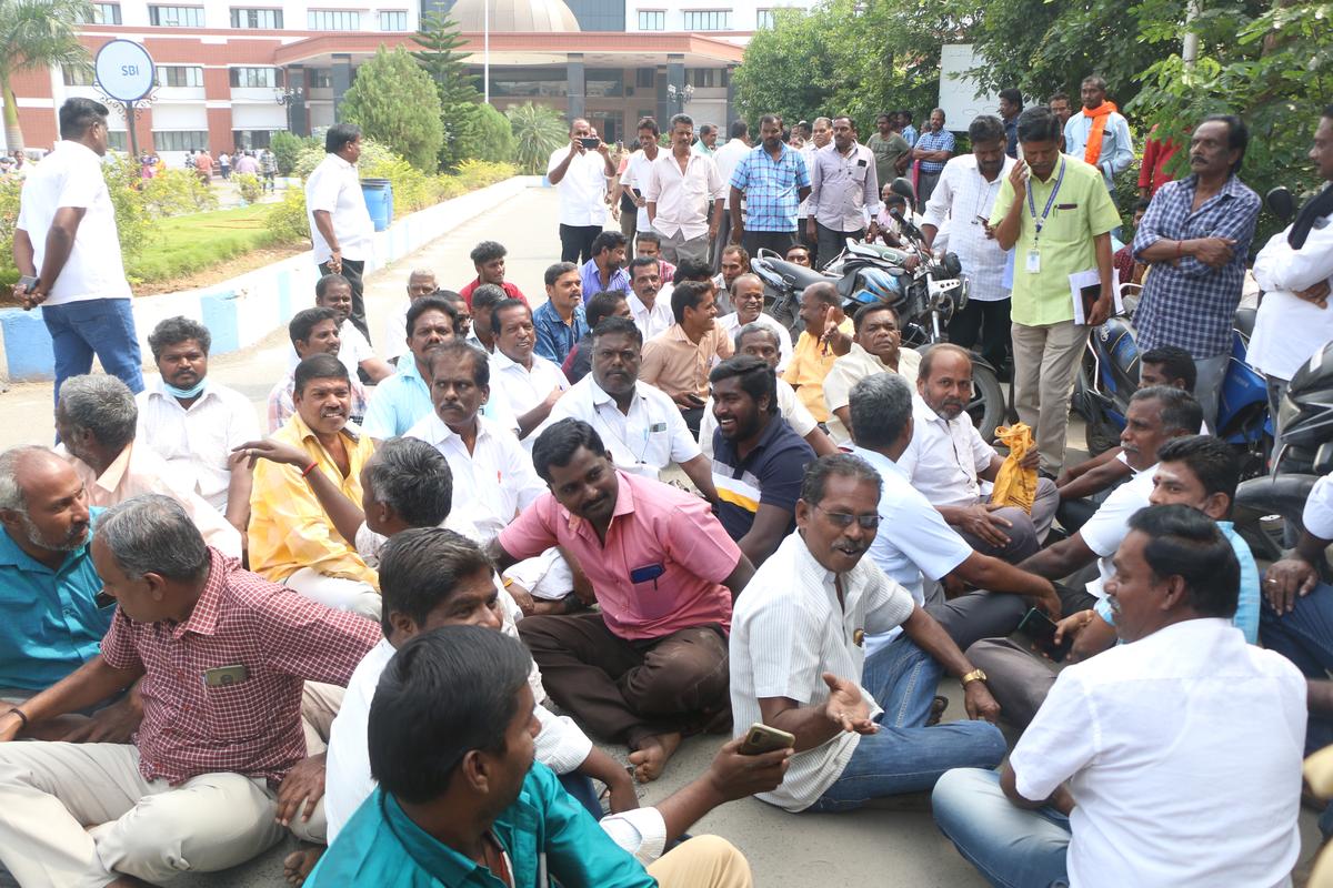 Grievance redress day: cable TV operators in Salem highlight service disruption