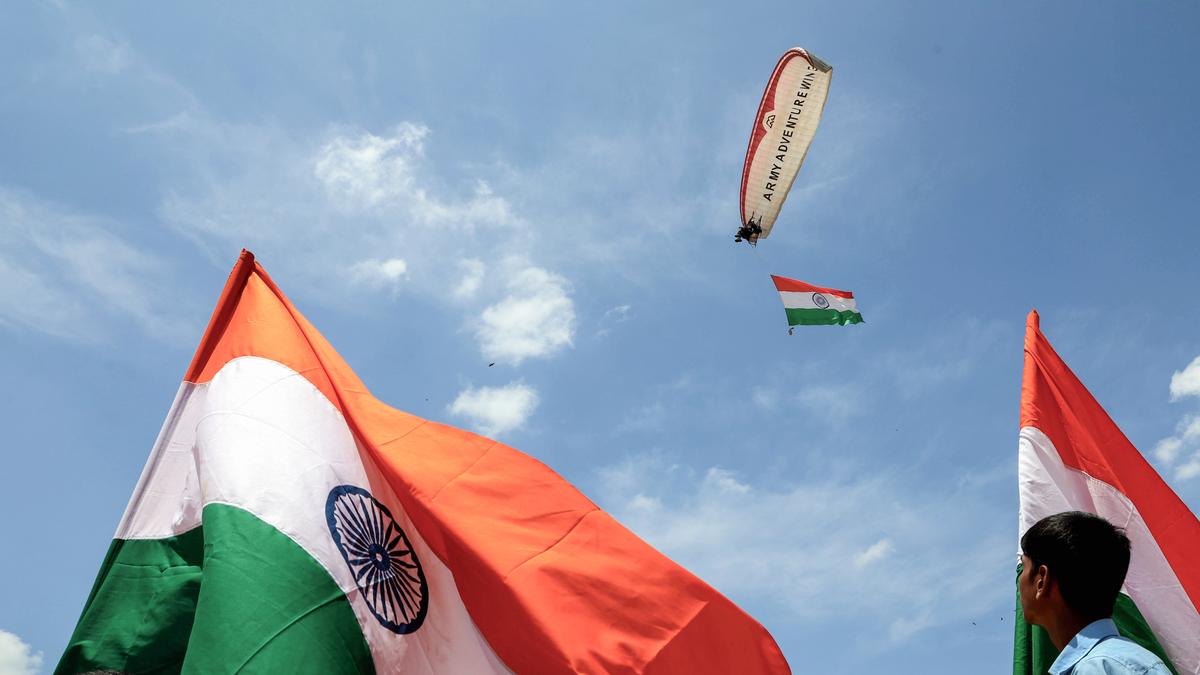 Five guarantees will continue in Karnataka, reiterates Chief Minister Siddarmaiah in Independence Day speech