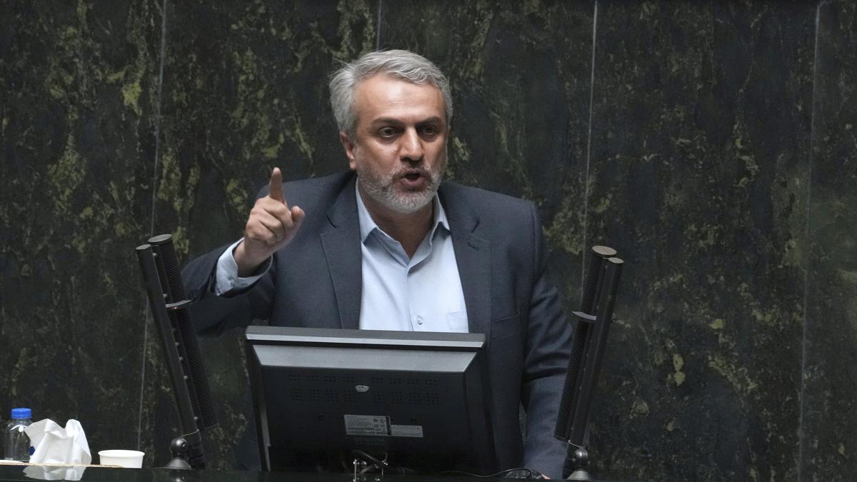 Iran’s parliament sacks minister over alleged mismanagement