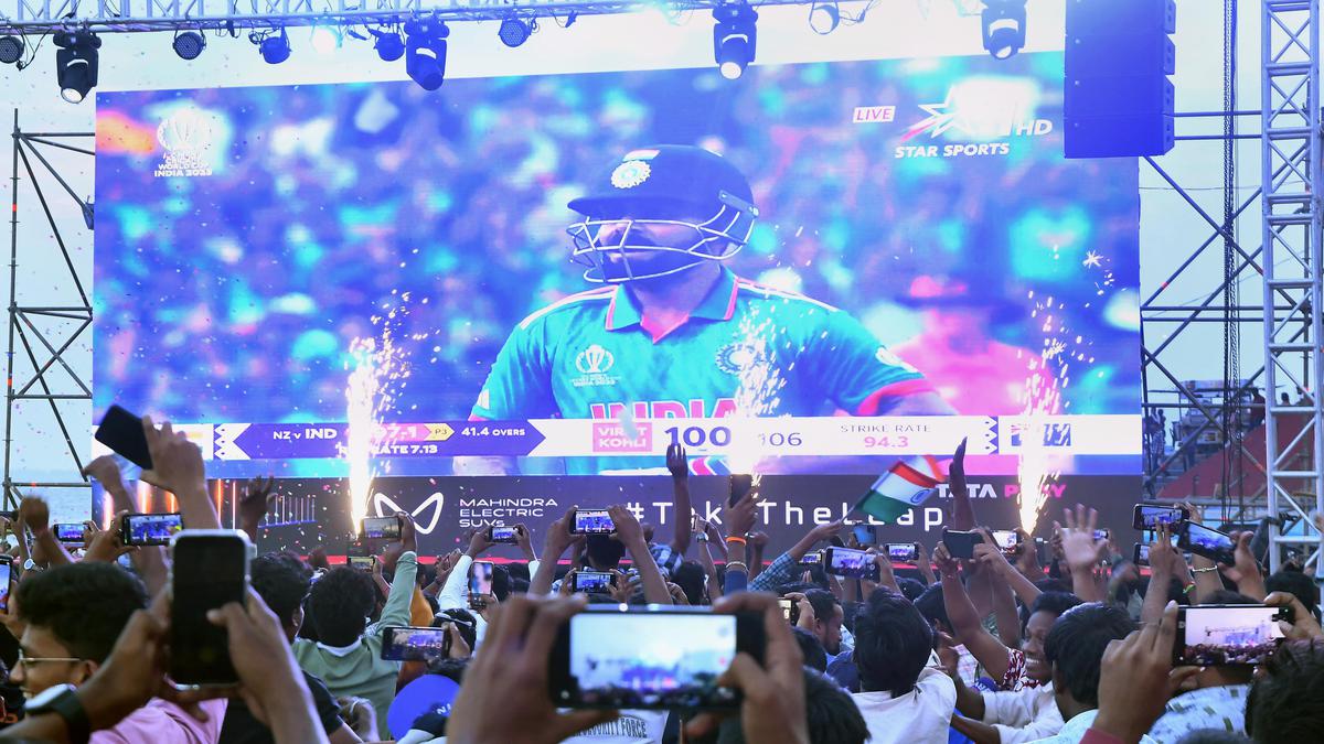 Cricket lovers have a gala time as World Cup semi-final match telecast live at ‘Fan Park’ in Vizag