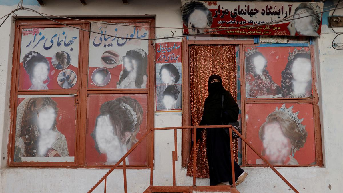 Taliban ban women's beauty salons in Afghanistan