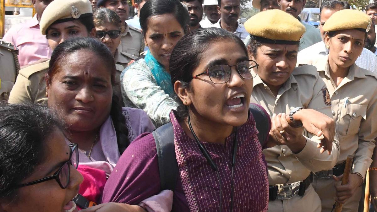 40 taken into custody as police stop rally by youth seeking jobs