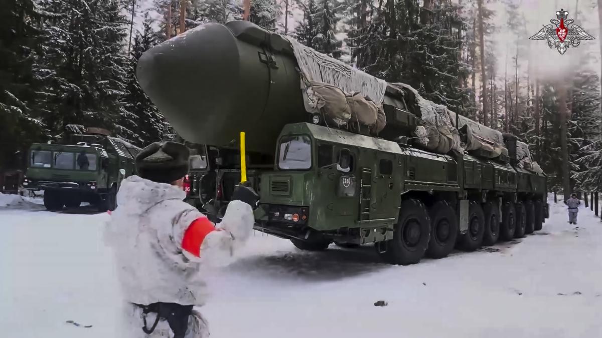 Russia practises manoeuvres with Yars intercontinental ballistic missiles in Volga region