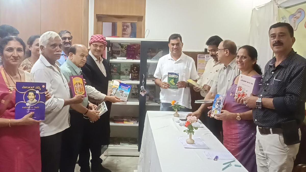 Karnataka Kodava Sahitya Academy brings libraries to houses and communities