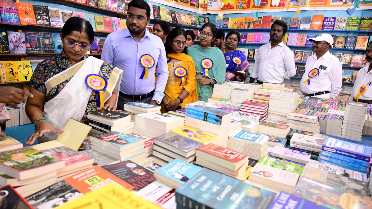 ‘Students should make best use of the book festival’
