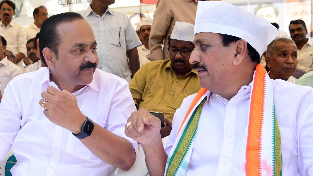 Satheesan asks Shaija Andavan to quit her post