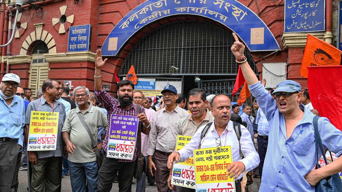 West Bengal govt. employees on hunger strike meet Governor Bose