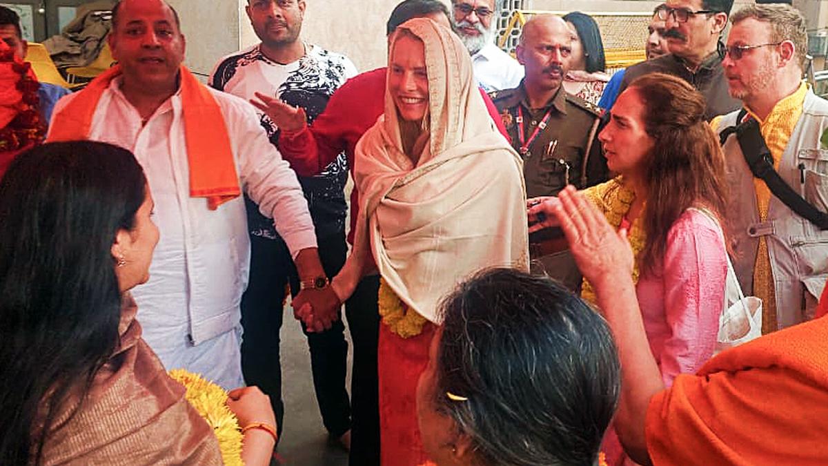 Steve Jobs’ wife Laurene Powell offers prayers at Varanasi temple ahead of Maha Kumbh Visit