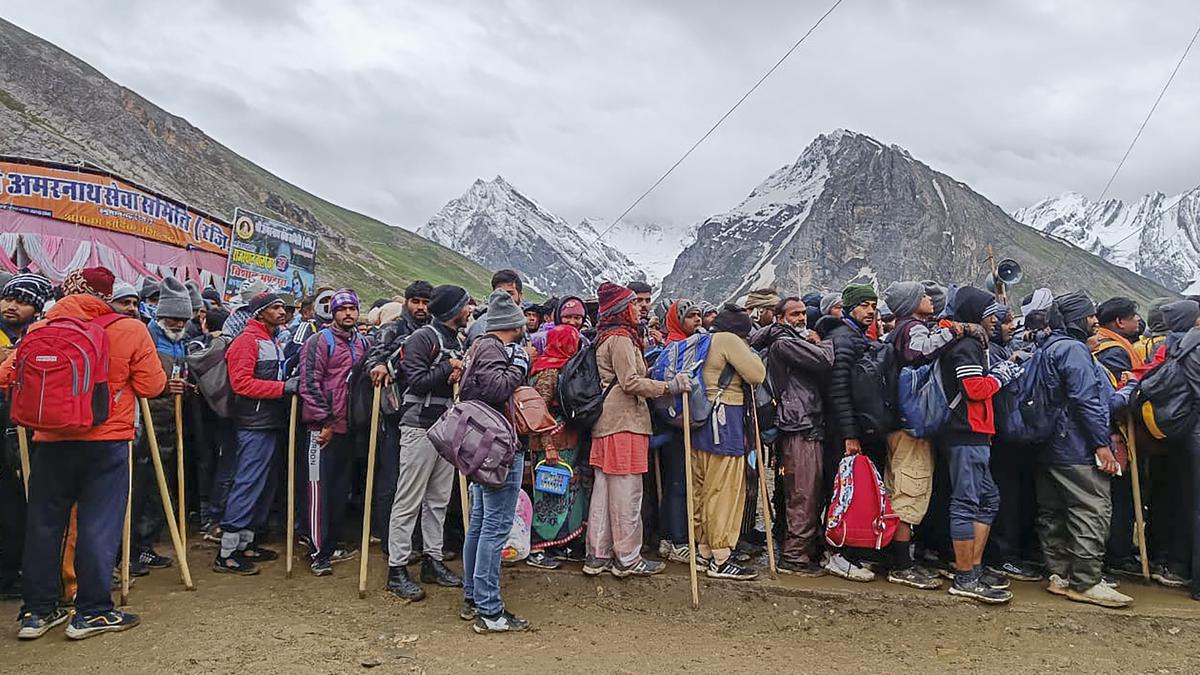 Amarnath yatra resumes from Jammu and Kashmir's Panjtarni, Sheshnag base camps after three days