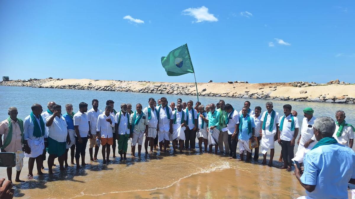 Farmers’ association begins protest march to Mettur dam demanding Cauvery water