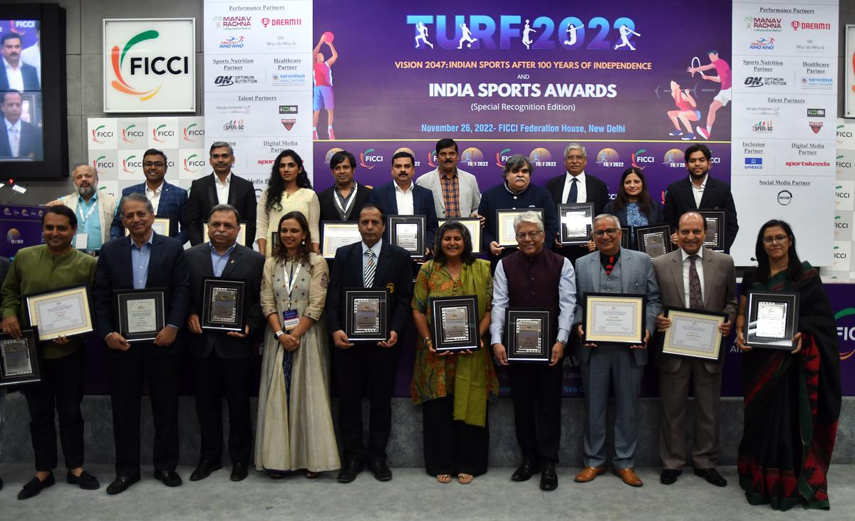 Sarkar Talwar presented FICCI Lifetime achievement award