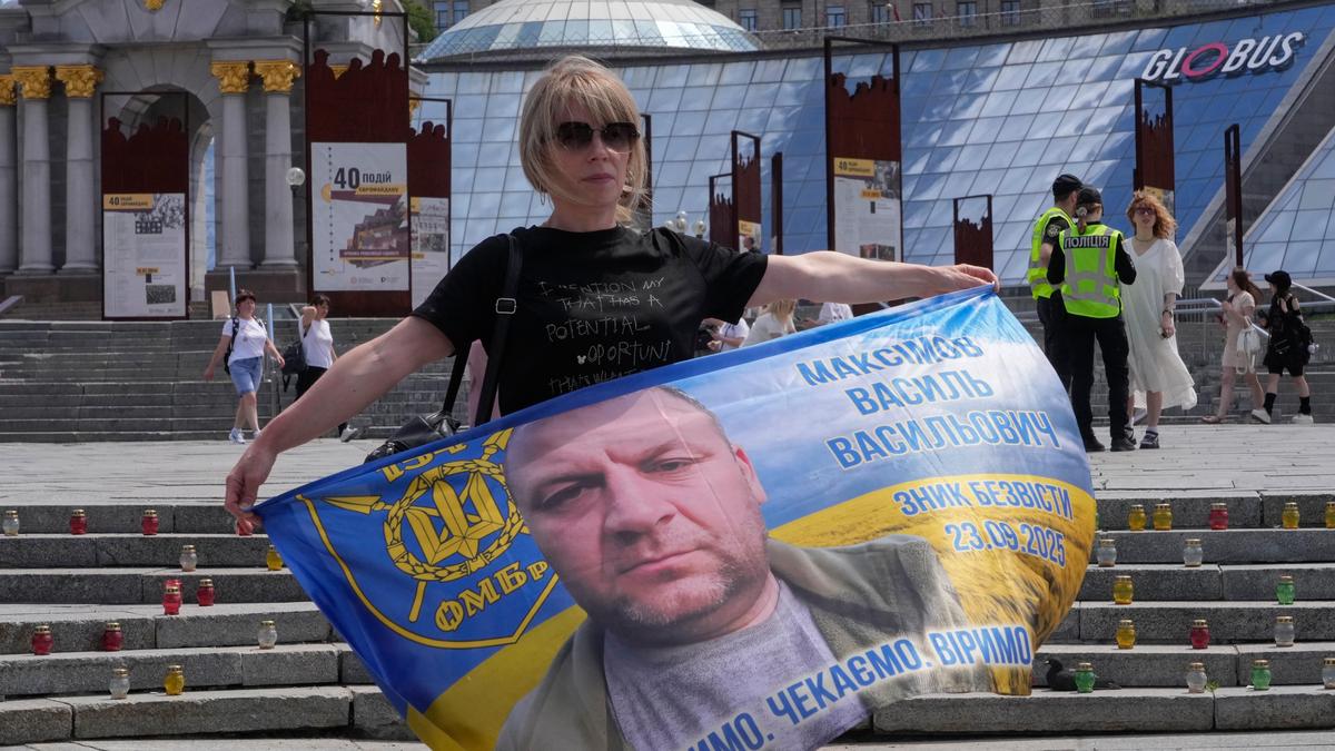 Ukrainians protest in Kyiv against Bill declaring missing soldiers dead