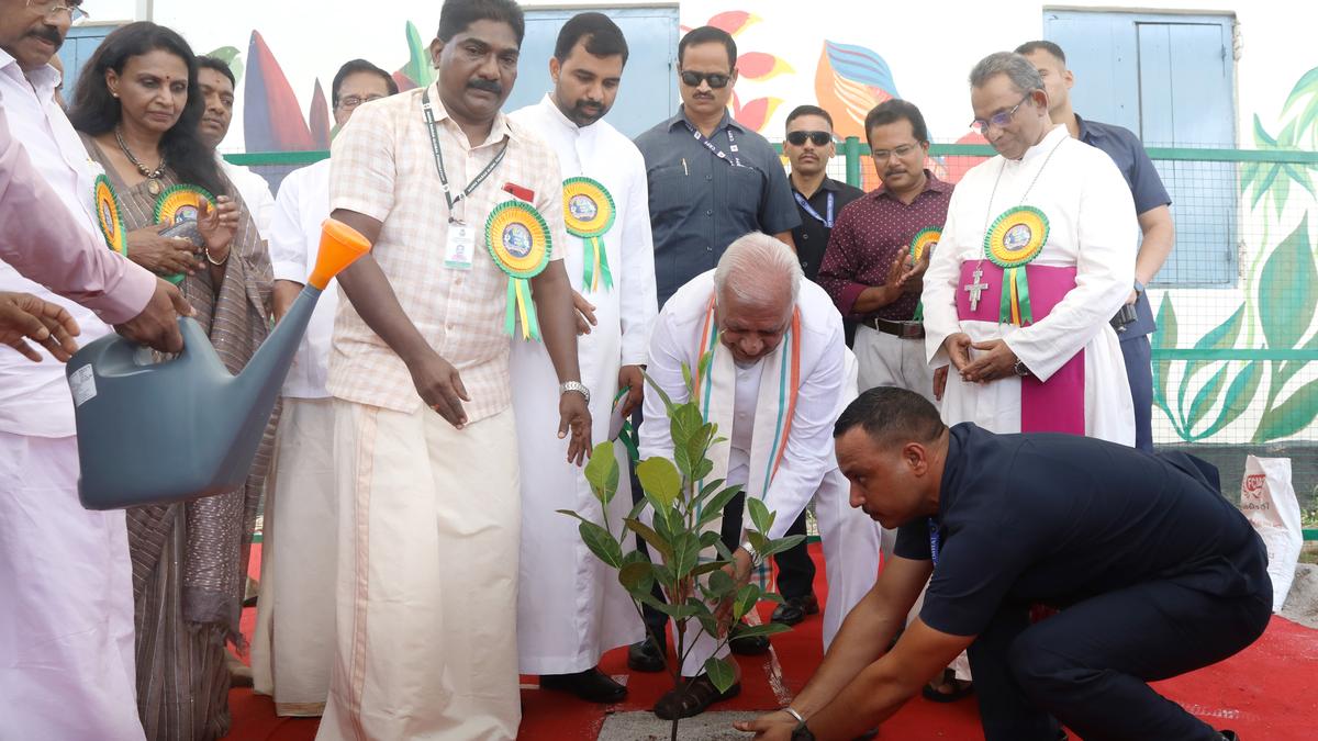 People of Kerala have rejected cult of violence: Governor