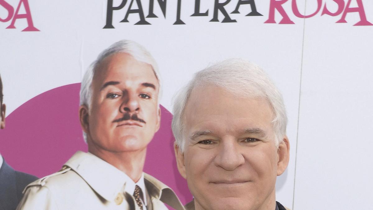 Steve Martin postpones comedy tour shows due to COVID