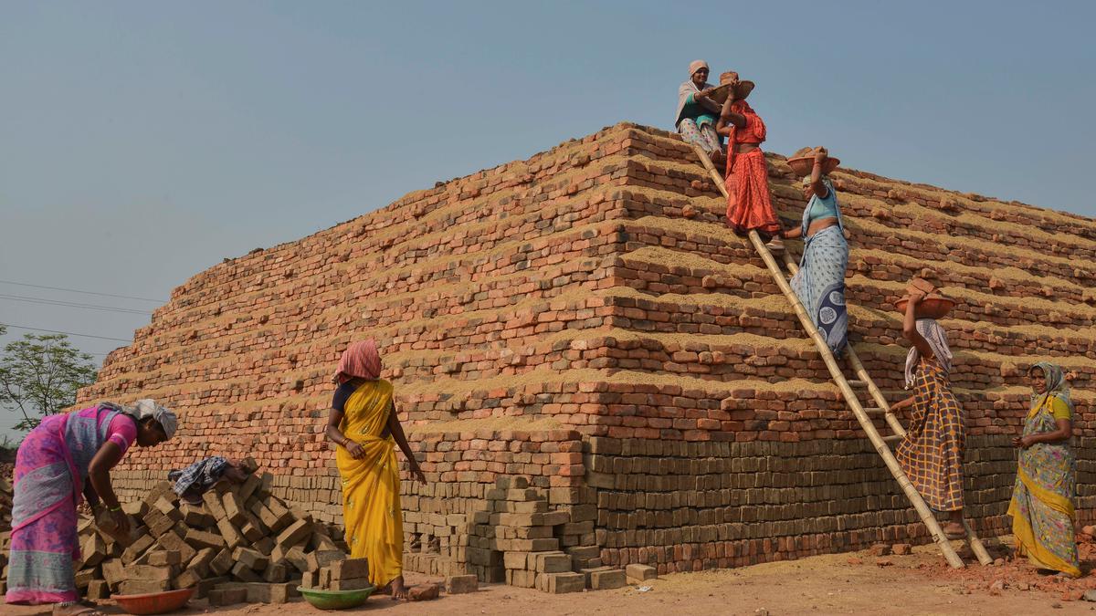 Odisha’s bonded labourers are using smartphones to help rescue fellow workers in distress