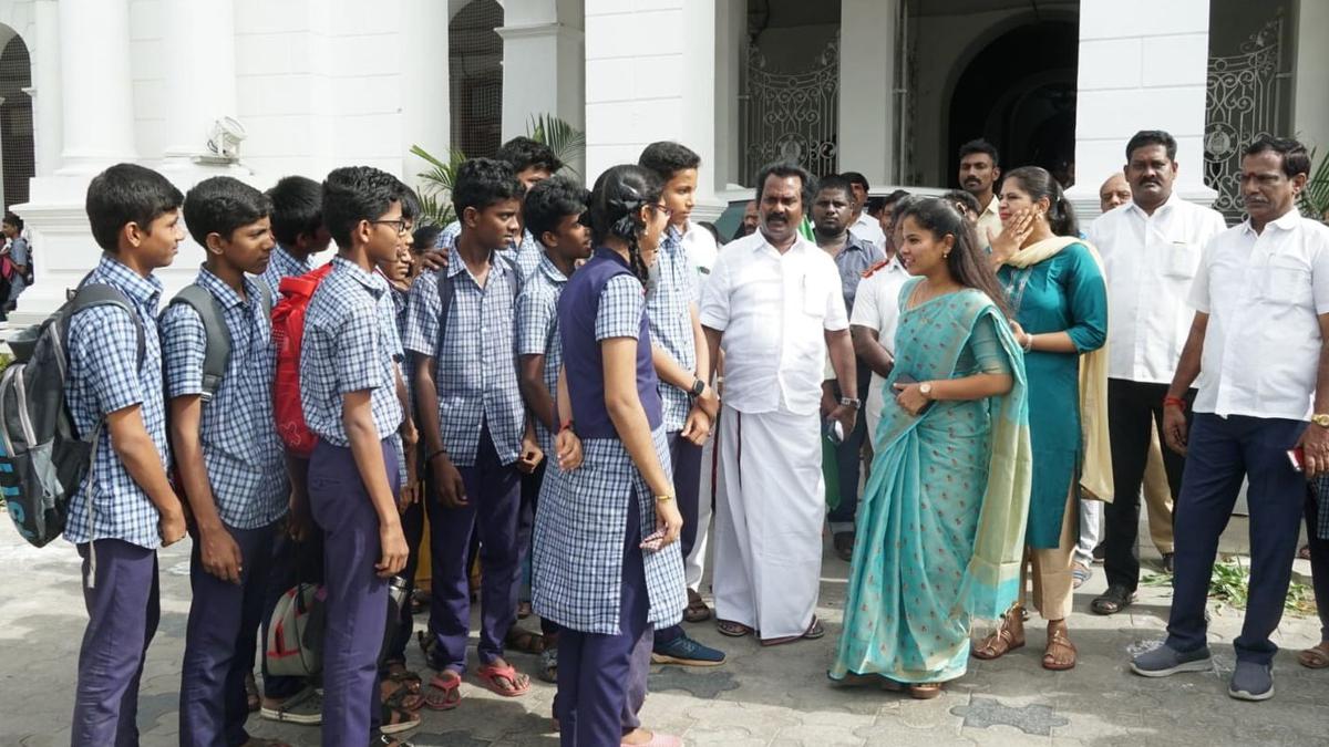 Chennai Corporation school students to now go on industrial visits - The  Hindu