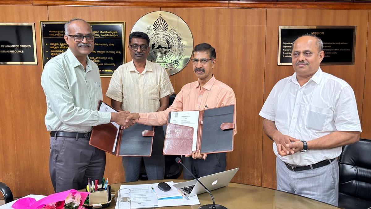 Mangalore University, Malabar Cancer Centre sign MoU for collaborative research, teaching
