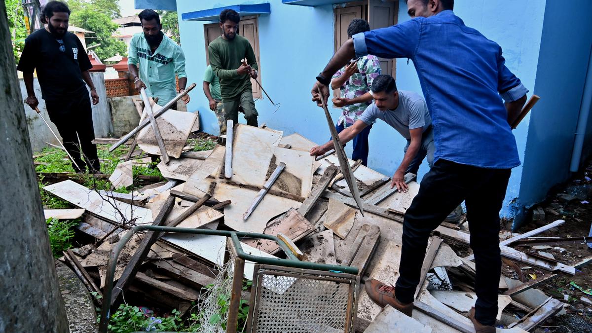 Teachers set to become first responders in snake encounters in Kerala’s schools