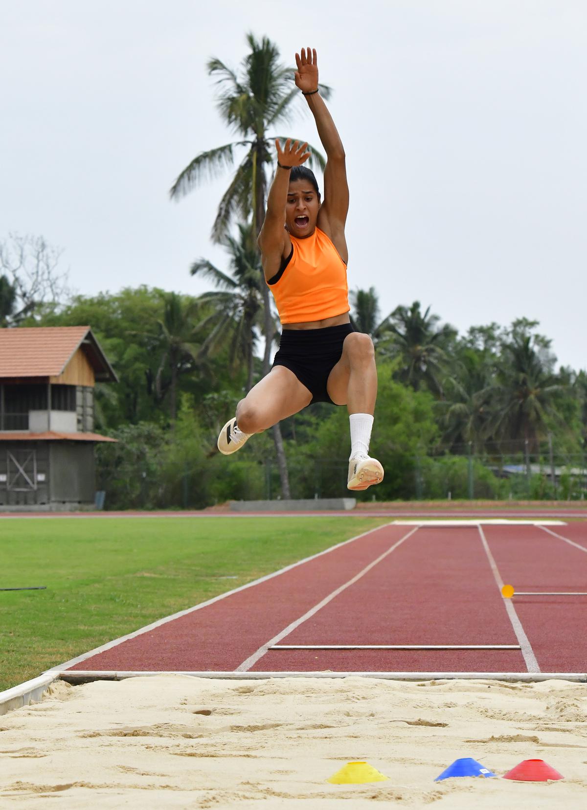 Shaili... leaping to silver.