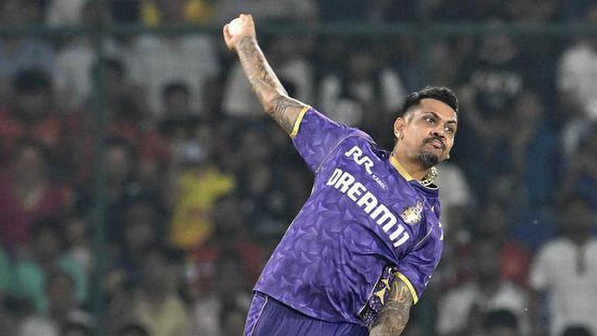 Narine menjadi pemain kriket pertama yang mengambil 600 gawang T20