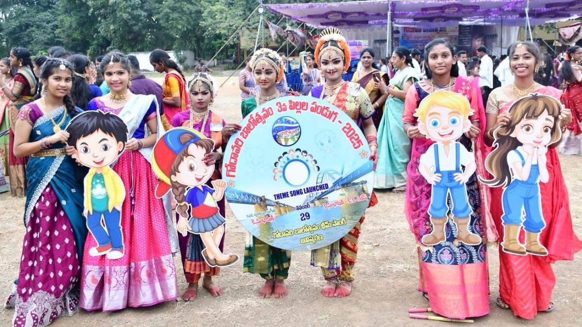 गोदावरी बालोत्सव में 5,000 छात्रों ने रचनात्मक कौशल का प्रदर्शन किया