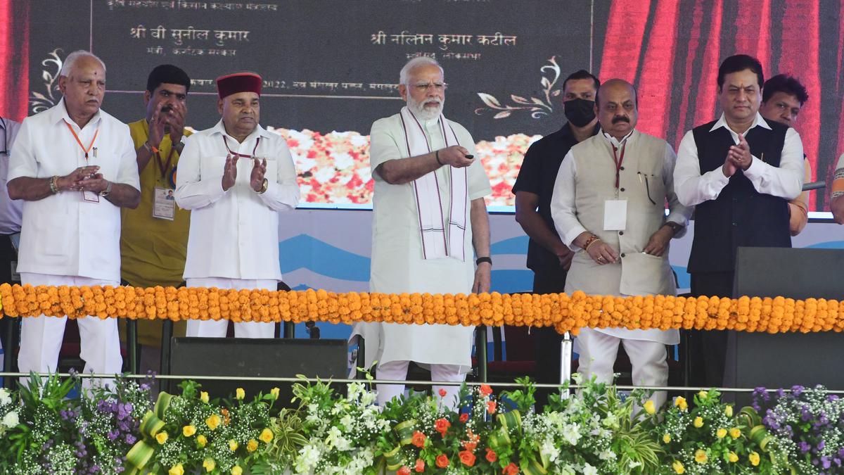 Government keen on strengthening maritime sector: PM Modi