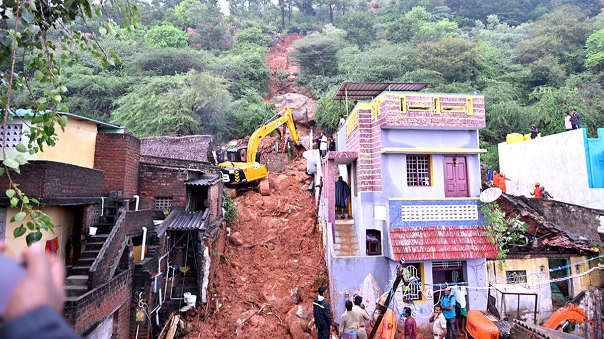 Measures underway to resolve civic issues in flood-hit areas in Tiruvannamalai: T.N. govt.