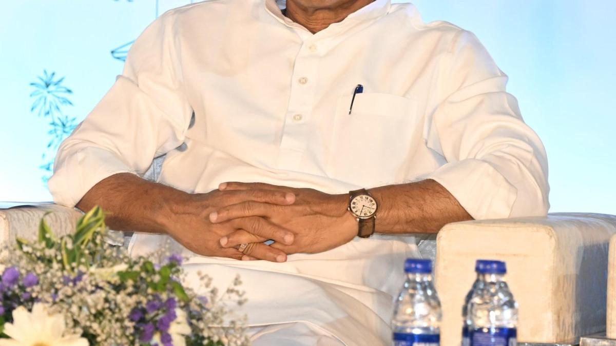 Cabinet reshuffle should take place and everyone should get opportunity, says Karnataka Minister Dinesh Gundu Rao