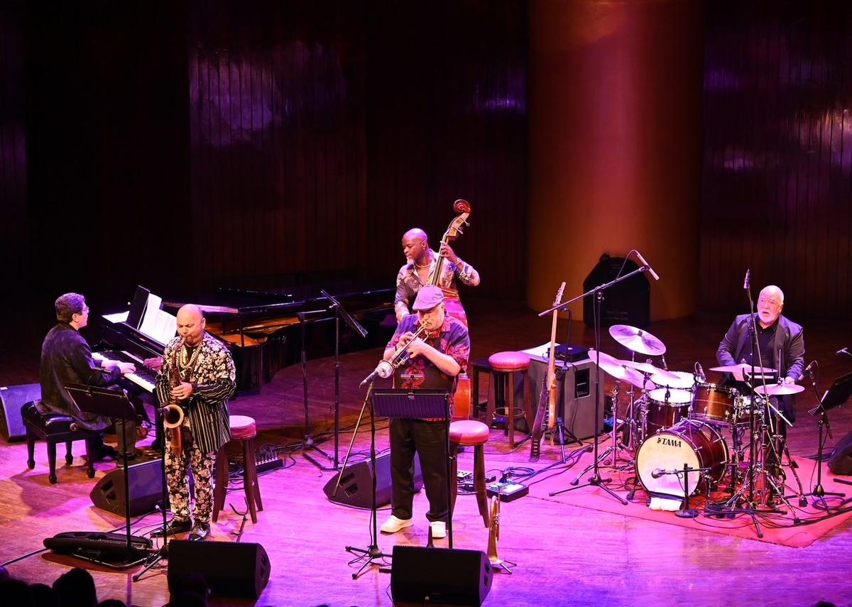 Randy and Peter were joined by Otmaro Ruiz on piano, Yaacov Mayman on saxophone and Richie Goods on bass. Randy and Peter were joined by Otmaro Ruiz on piano, Yaacov Mayman on saxophone and Richie Goods on bass.