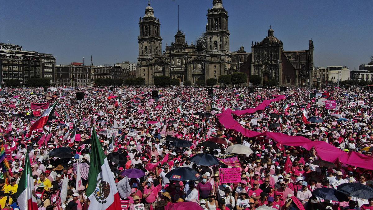 Tens of thousands protest Mexico's electoral law changes