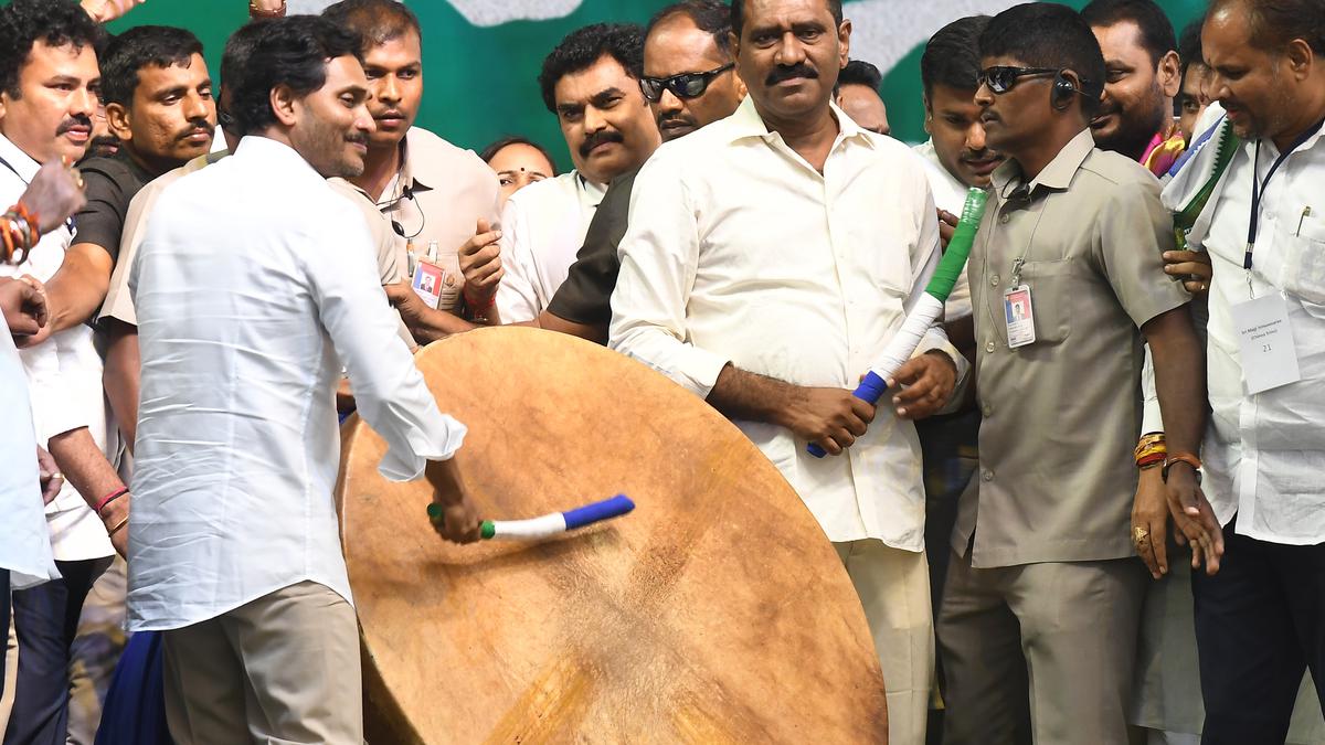 YSRCP’s Pandava Sainyam is ready to face Oppn. Kauravas in poll Kurukshetra, says Jagan