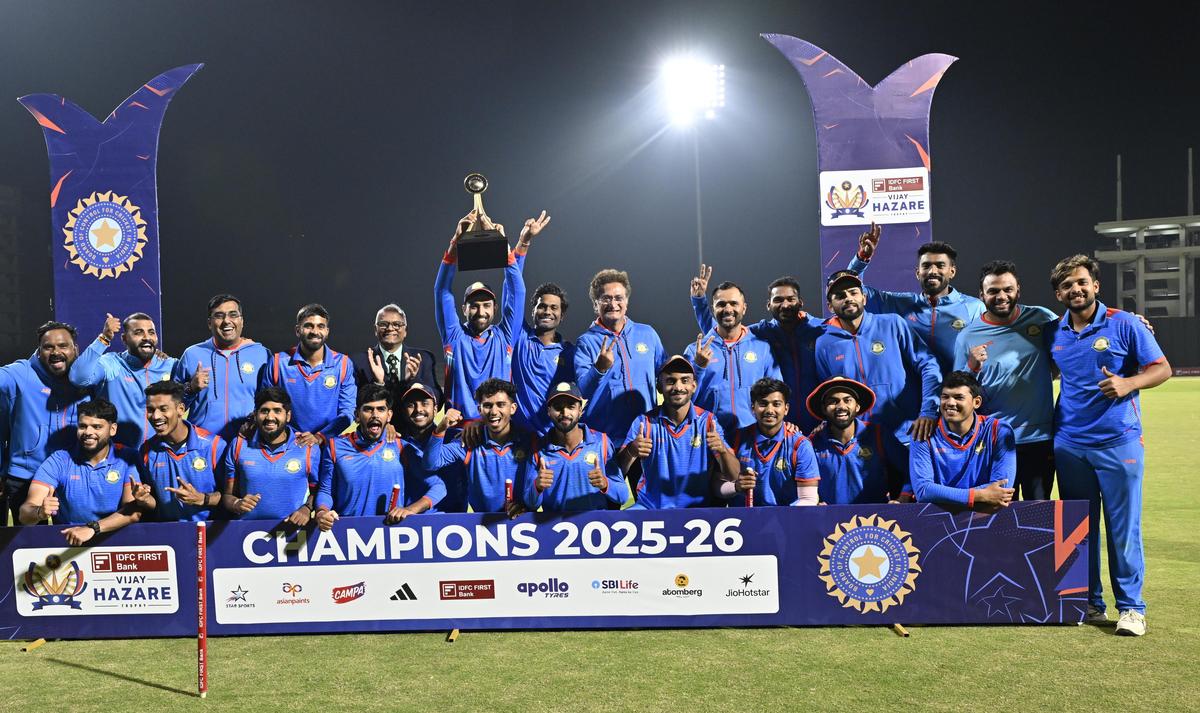 बदली किस्मत: पिछले साल के उपविजेता विदर्भ ने पार की आखिरी बाधा.