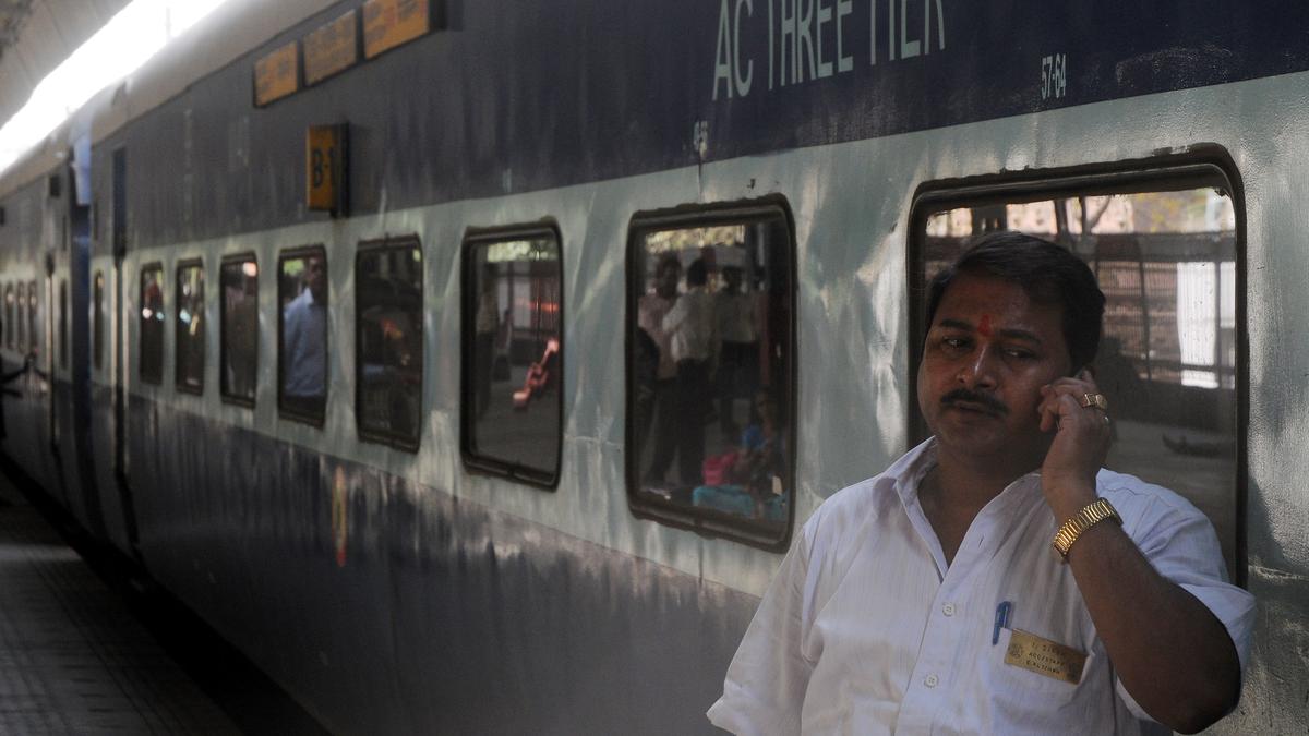 Railway Ministry enhances passengers waiting list cap from 25 to 60% for AC classes
