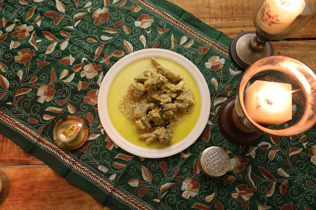 Sorshe Mangsho or mutton slathered with mustard.