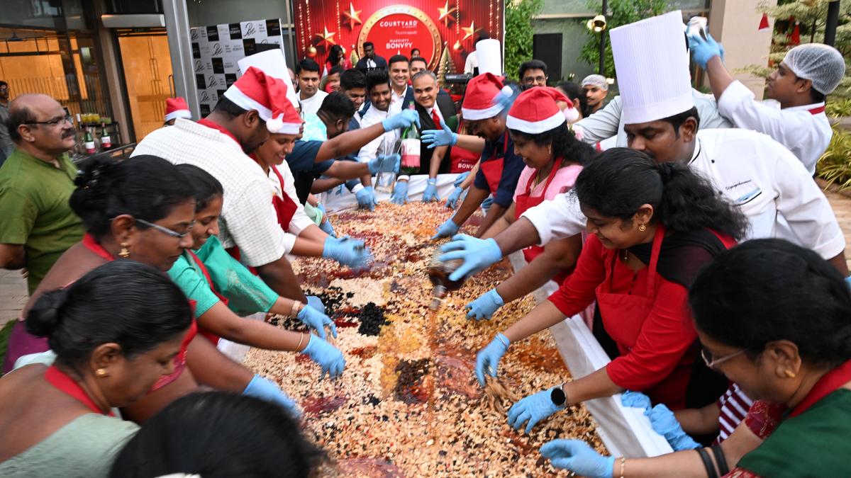 Tiruchi hotels, bakeries gear for year-end festive spread of cakes and confectionary