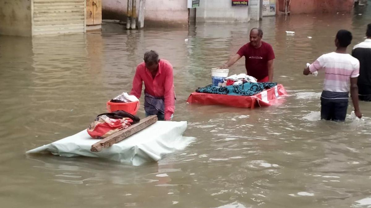 Yamuna water level recedes slowly, concerns remain amid rain forecast