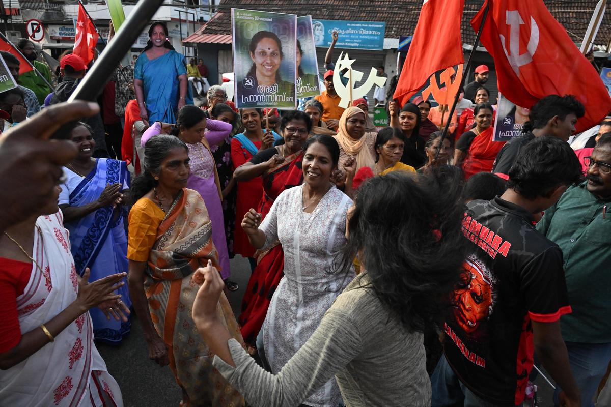 LDF supporters dance during the finale. 