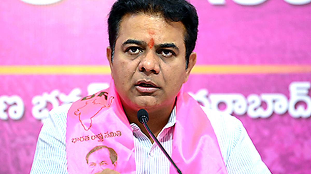 Anti-weaver policy of Congress govt. leading to suicides: KTR