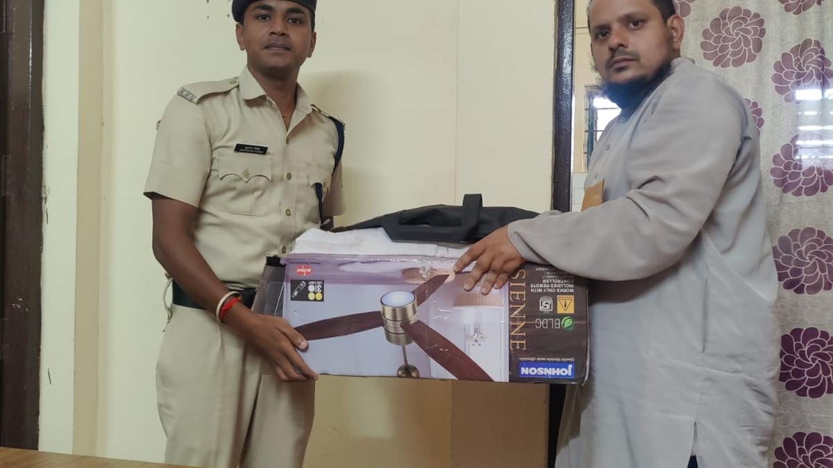 RPF officials seize 11 packages of contraband at Hubballi Railway Station