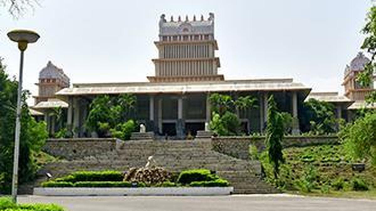 Belagavi: Kannada organisations seek quick resolution of border dispute