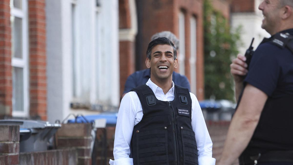 U.K. PM Rishi Sunak joins raid on illegal migrants, 105 arrested