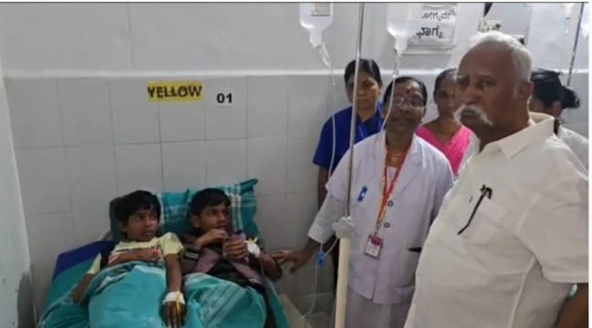 Over 170 students Morarji Desai Residential School near Chikkodi fall ill  in suspected case of food poisoning - The Hindu