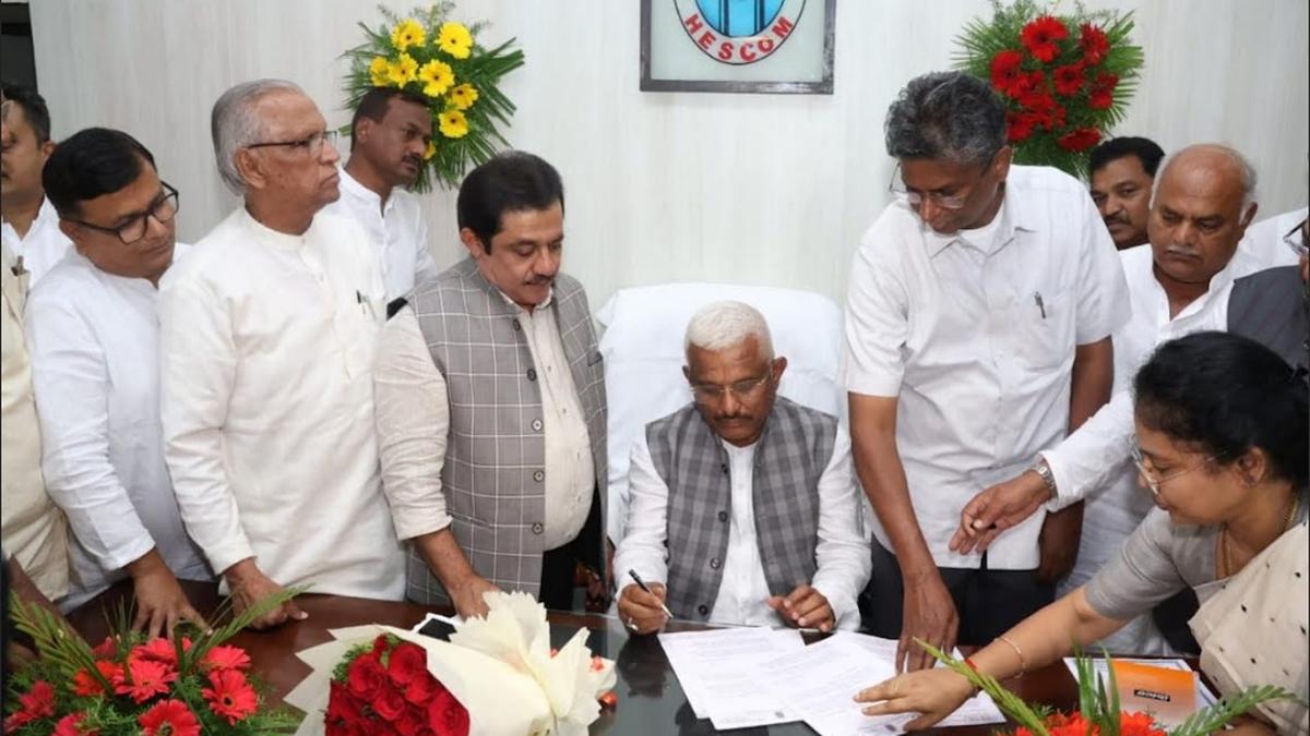 Ex-MLA Khadri takes charge as HESCOM chairman
