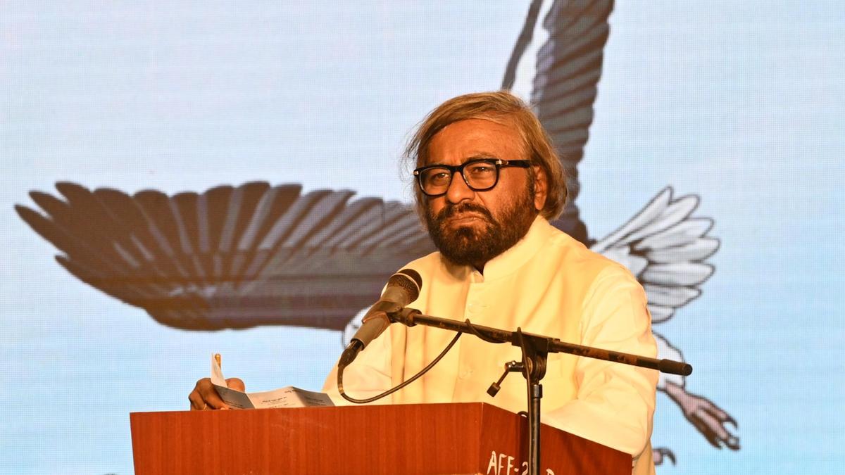 Govt. prepares ₹300 crore package for rehabilitating forest dwellers in Kudremukh National Park, says Eshwar Khandre