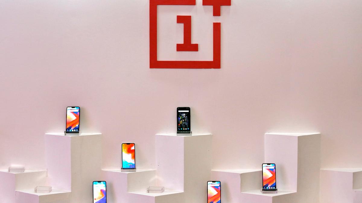 OnePlus says it is “committed to resolving” motherboard issue in OnePlus 9 and 10 Pro phones