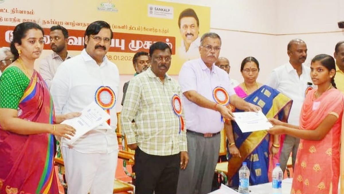 Over 1,000 job aspirants given appointment orders at mega private sector job fair